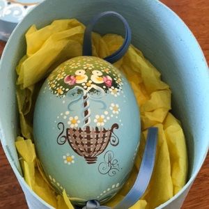 Hand painted egg